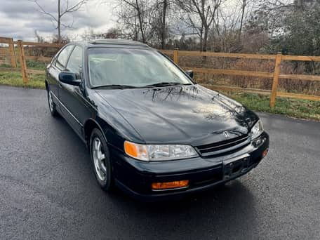 1994 Honda Accord image