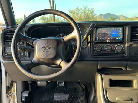 2002 Chevrolet Silverado image