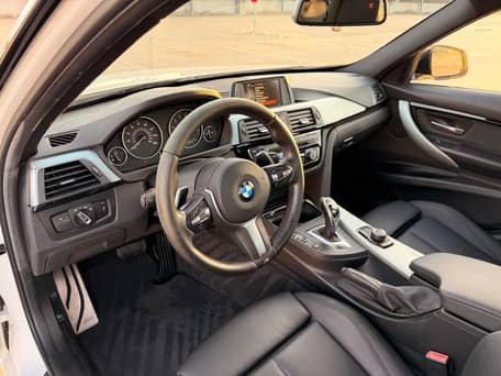2017 BMW 33Oi image