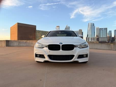 2017 BMW 33Oi image