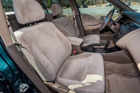 2002 Honda Accord LX Sedan image