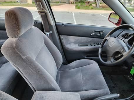 1996 Honda Accord LX image