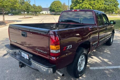 2002 Chevrolet Silverado 1500 LS Z71 image