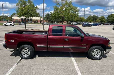 2002 Chevrolet Silverado 1500 LS Z71 image